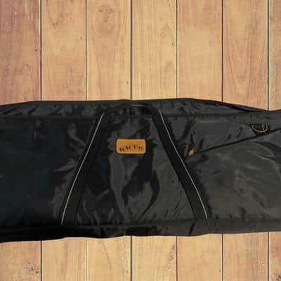 Roland Juno-106 Vintage Analog Synth — Excellent Condition, Fully Functional w/ Gig Bag image 4