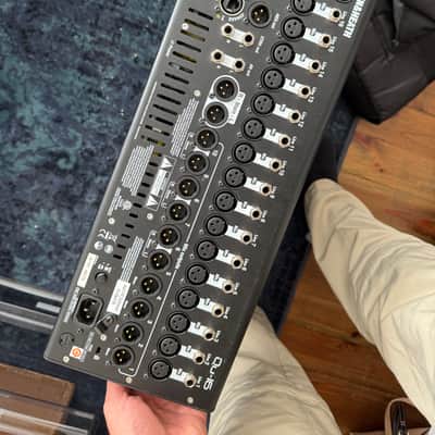 Allen & Heath QU-16C Chrome Edition 16-Channel Digital Mixer 2010s Black image 2