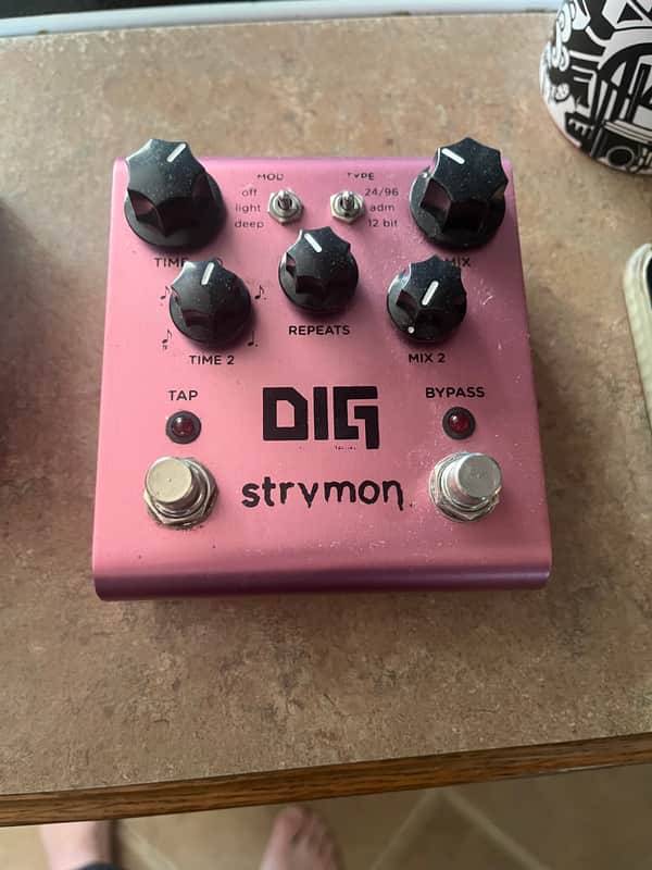 Strymon DIG Dual Digital Delay V1 | Reverb Canada