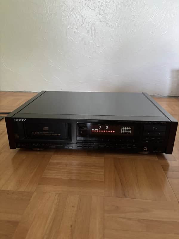 Sony CDP-C15ESD Hi-End 10 Disc CD Changer Player With 10 Disc Magazine - Tested