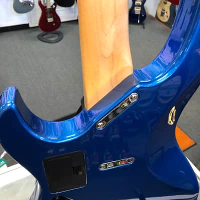 Yamaha Attitude Custom Billy Sheehan Autographed Bass 1992 with Original Case - Pre Owned image 17