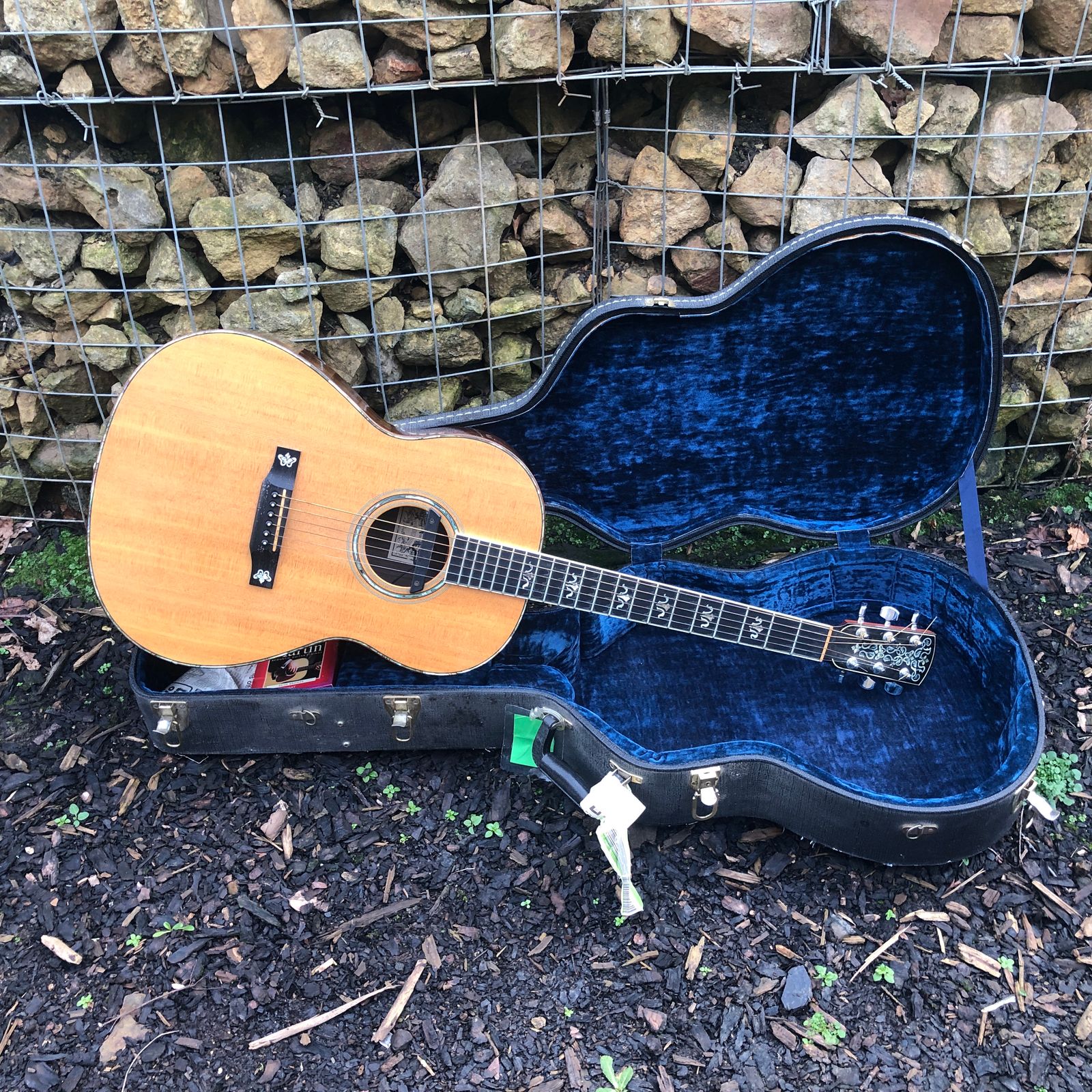 Larrivee LS-10 Acoustic Formerly owned and used by JOHN SQUIRE THE STONE ROSES 1994 - Natural image 6