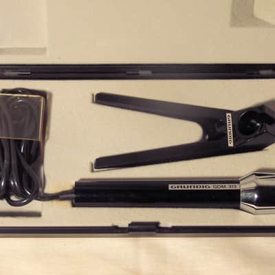 GRUNDIG GDM 313 70" image 3