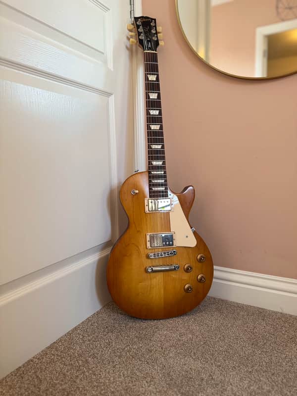 Gibson Les Paul Tribute
