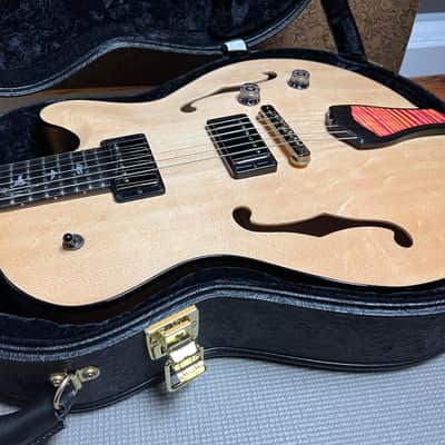 PRS Private Stock Singlecut Archtop 2022 Natural Bearclaw Spruce Top and Raspberry Lemonade Maple Back image 2