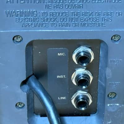 Roland MA-12C, Black, Powered Nearfield Monitor w/ Mounting Bracket, Very Good Condition image 6