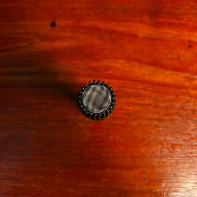 Shure SM57 Cardioid Dynamic Microphone 1984 - Present - Black image 4