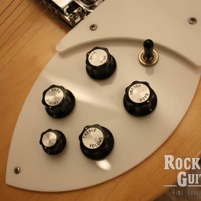 Rickenbacker  330  2013 - Mapleglo image 10