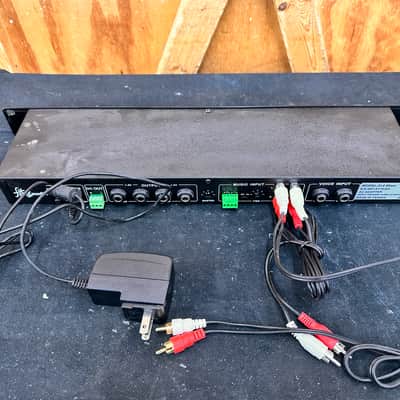Fitness Audio AeroMix 2+2 DC Rack Mount Mixer w/Power Supply and RCA Cables image 7