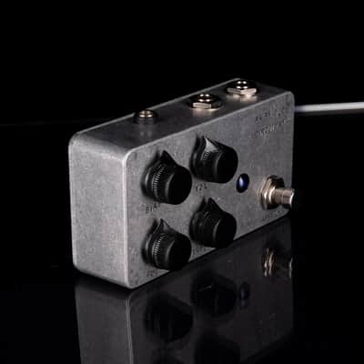 Used Fairfield Circuitry AFO 622 ~900 About 900 Fuzz Pedal image 4
