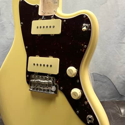 Fender Loaded American Performer Jazzmaster Body Vintage White image 2