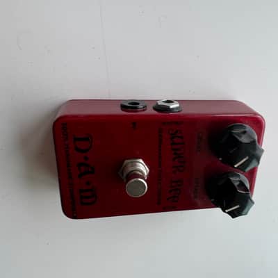 DAM Super Bee Red #67 (2010) – Early Serial – Rare Handbuilt Fuzz – Mint image 3