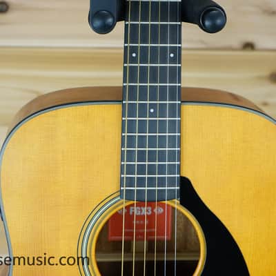 Yamaha FGX3 Red Label Dreadnought Acoustic-Electric Guitar - Natural image 3