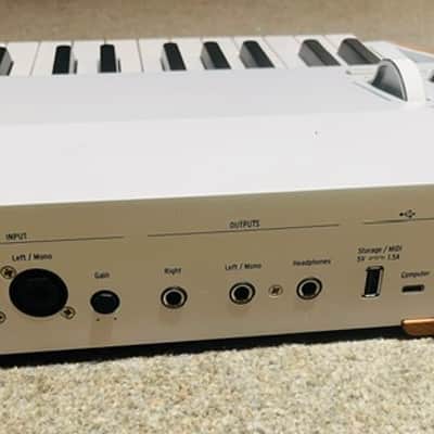 Arturia AstroLab 61-Key Stage Keyboard 2026 image 6