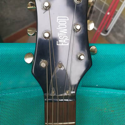 Eastwood Hi-Flyer P90 Black (similar Sidejack shape). Morsite & Univox Hi Flier type image 2