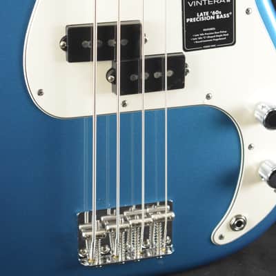 Fender Vintera III Late '60s Precision Bass Lake Placid Blue Maple Fingerboard image 3