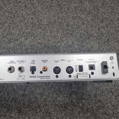 Boss GT-10 Guitar Effects Processor 2008 - 2012 - Silver image 2