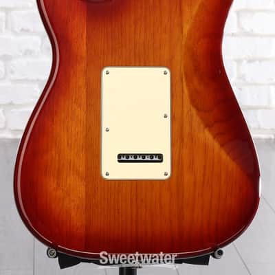 Fender American Professional II Stratocaster - Sienna Sunburst with Maple Fingerboard (StratAP2MSSd1) image 4