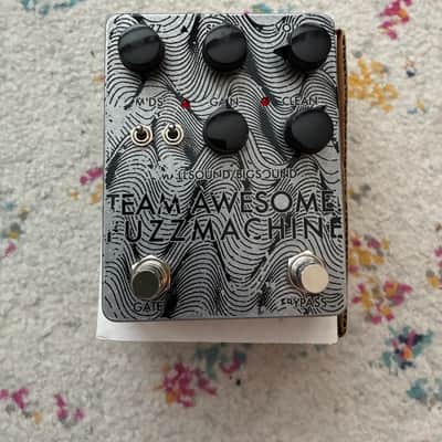 Smallsound/Bigsound Team Awesome Fuzz Machine 2010s - Silver image 1