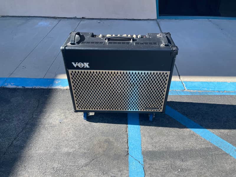 Vox Valvetronix AD100VT 100-Watt 2x12" Digital Modeling Guitar Combo 2005 - 2008 - Black image 1