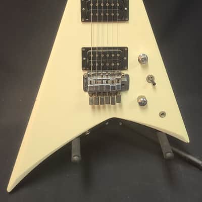 Aria Pro II 1985 - White image 2