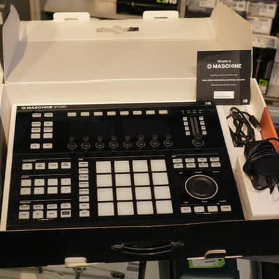 Native Instruments Maschine Studio w/Box - Used image 9