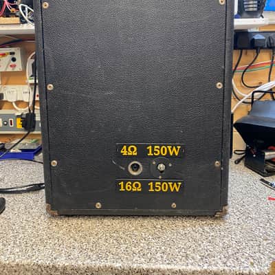 Immagine Custom Sound 2x12 speaker cab fitted with Celestion Greenback 75w speakers, revAMPlified - 2