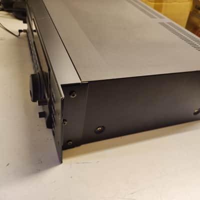 TASCAM DA-40 1998 - Black image 4