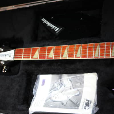 Rickenbacker 360 - Jetglo image 10