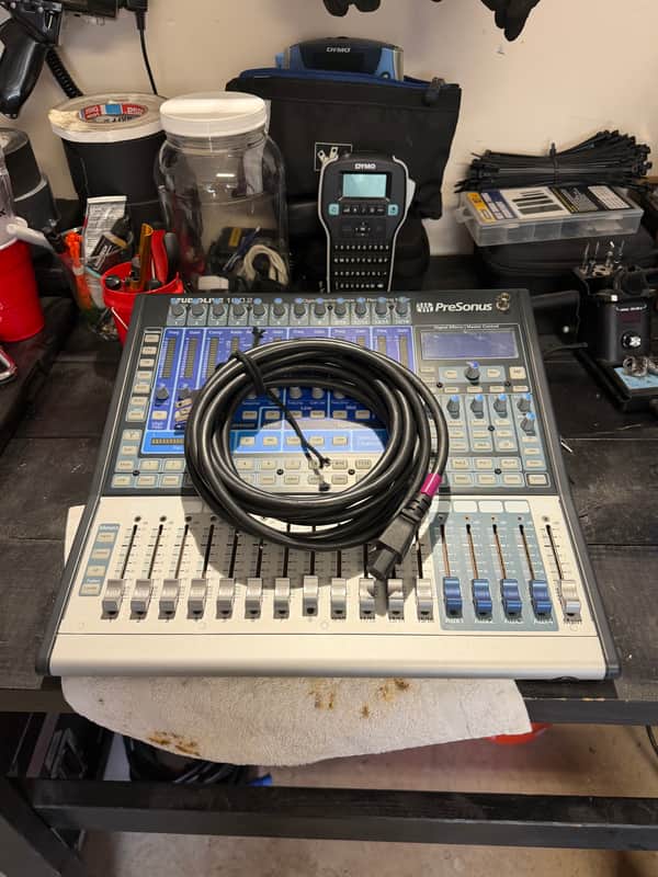 PreSonus StudioLive 16.0.2 16-Channel Digital Mixer 2017 - Present - Blue/Silver image 1