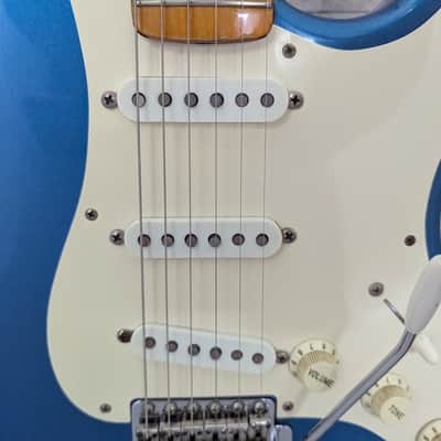 Used 1988 Fender American Vintage '57 Stratocaster  Lake Placid Blue image 6