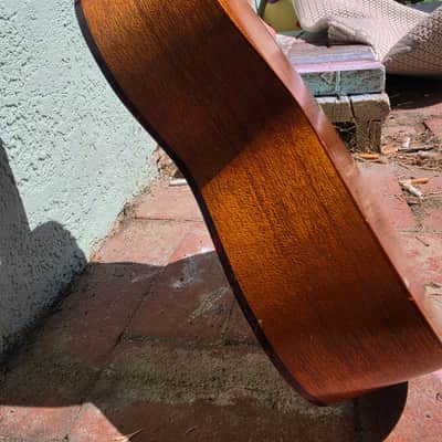 Harmony Baritone Ukelele 1950-1960s (Not certain) - Solid brown light gloss mahagony natural image 6