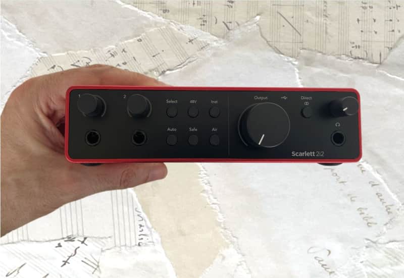 Focusrite Scarlett 2i2 4th Gen USB Audio Interface 2023 - Present - Red image 1