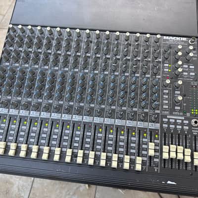 Mackie 1604 VLZ PRO 16 Channel 4 Bus Mixing Console - tested MADE IN USA (5211) image 1