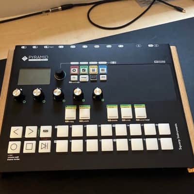 Squarp Instruments Pyramid MK2 2018 - 2020 - Black image 1