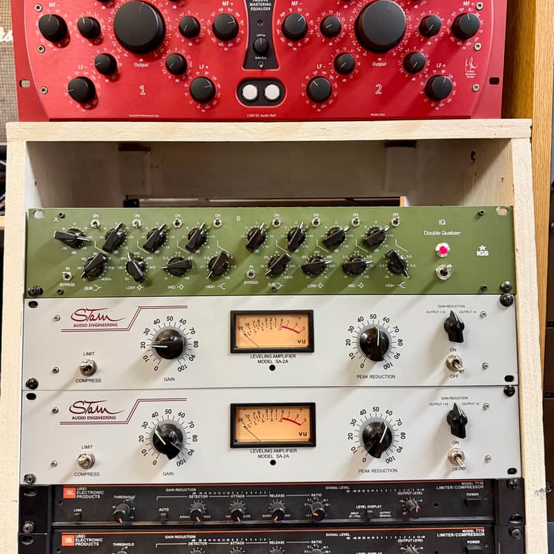 IGS Audio IQ Double qualizer stereo 4 band parametric equalizer c 2020 - Black EQ EQP-1s image 1
