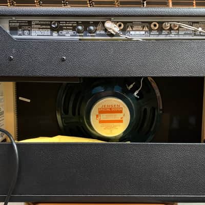 New Fender '64 Custom Deluxe Reverb image 2