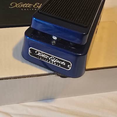 Xotic XW-2 Wah 2010s - Limited Edition Metalic Blue image 3