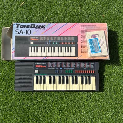 Casio SA-10 (model Björk had in studio)
