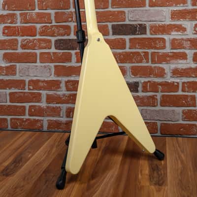 Gibson ’67 Flying V Reissue Classic White 2006 w/TSA Hardshell Case image 6