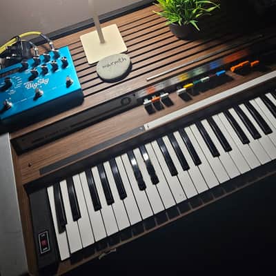 Farfisa Matador 611-E,  61-Key Organ 1972 - 1973 - Natural / Silver image 1