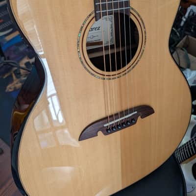 Alvarez AEG70ce Armrest Artist Elite Grand Auditorium Acoustic Electric Guitar image 3