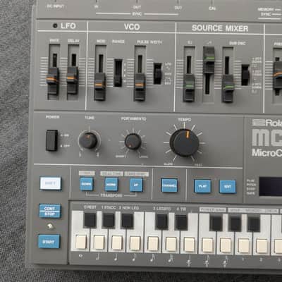 Roland MC-202 wth MC2oh2 mod image 3