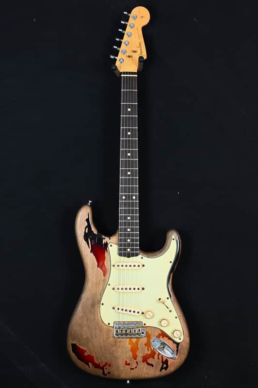 Fender Custom Shop Rory Gallagher Tribute Stratocaster from 2004 in 3-Color Sunburst with original Hardcase image 1