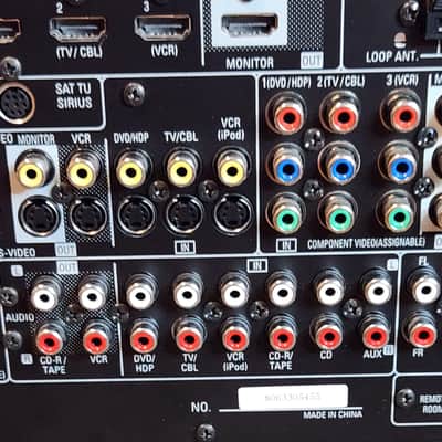 Denon Denon AVR-1709 is a 7.1-channel A/V surround receiver 2000 - Black image 8
