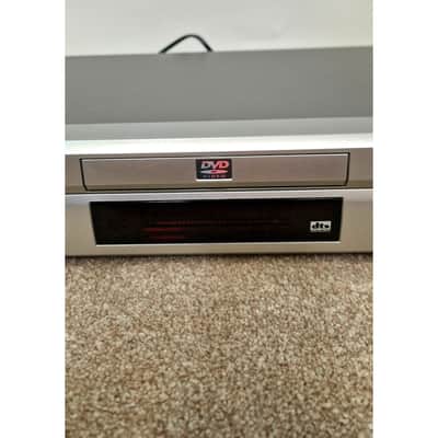 Hitachi DV-P305E - Media Player - Excellent w/ Original Box image 3