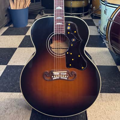 Gibson  J-200 Jumbo Acoustic Guitar w/ LR Baggs pickup - Tobacco Burst image 1