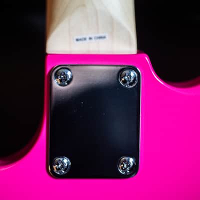 Kramer Focus VT-211S 2022 - Present - Hot Pink image 6