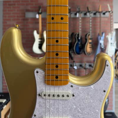 Squier 60th Anniversary Classic Vibe '50s Stratocaster Aztec Gold image 11