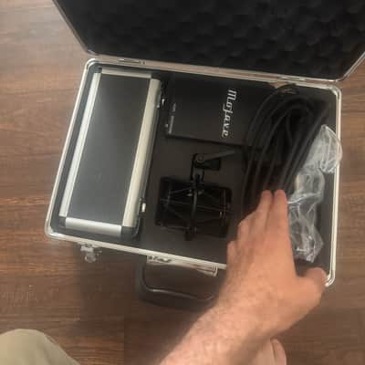 Mojave MA-200 Large diaphragm tube condenser microphone image 1